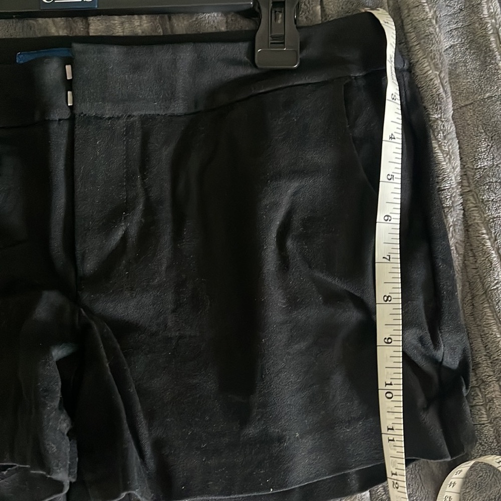 Shorts - Picture 4 of 6
